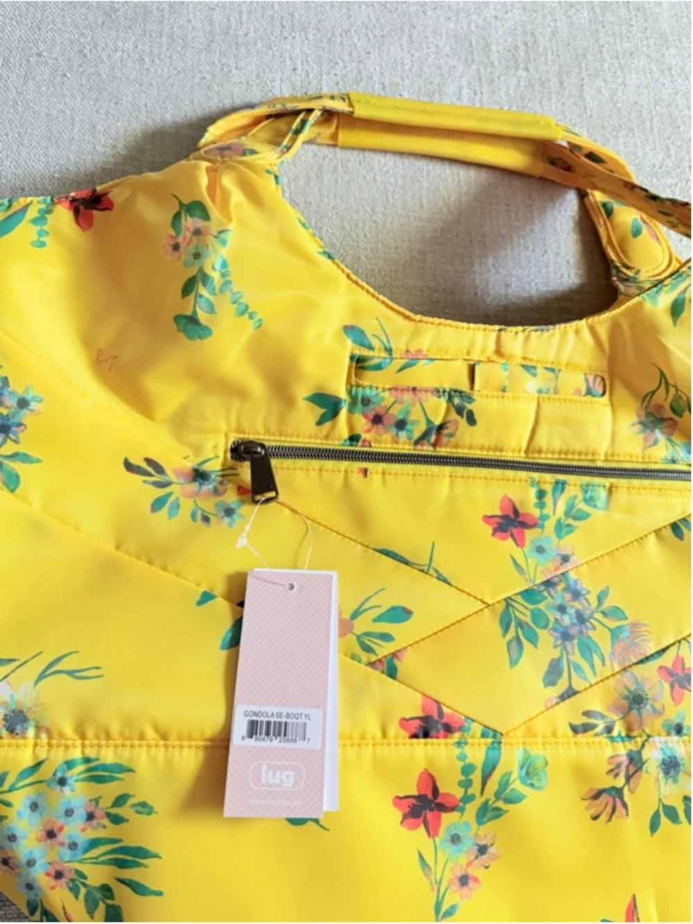 Lug Gondola SE Tote Bag in Bouquet Yellow floral new with tags